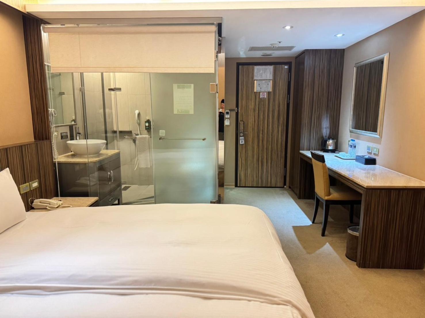 友愛京賞國際大飯店 Yoai Jing Shang Hotel Kaohsiung Bagian luar foto